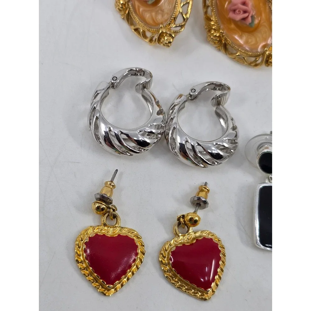 Vintage Costume Earring Lot 9 Pairs Cameo Heart Rhinestone Dangle‎ Clip On Post